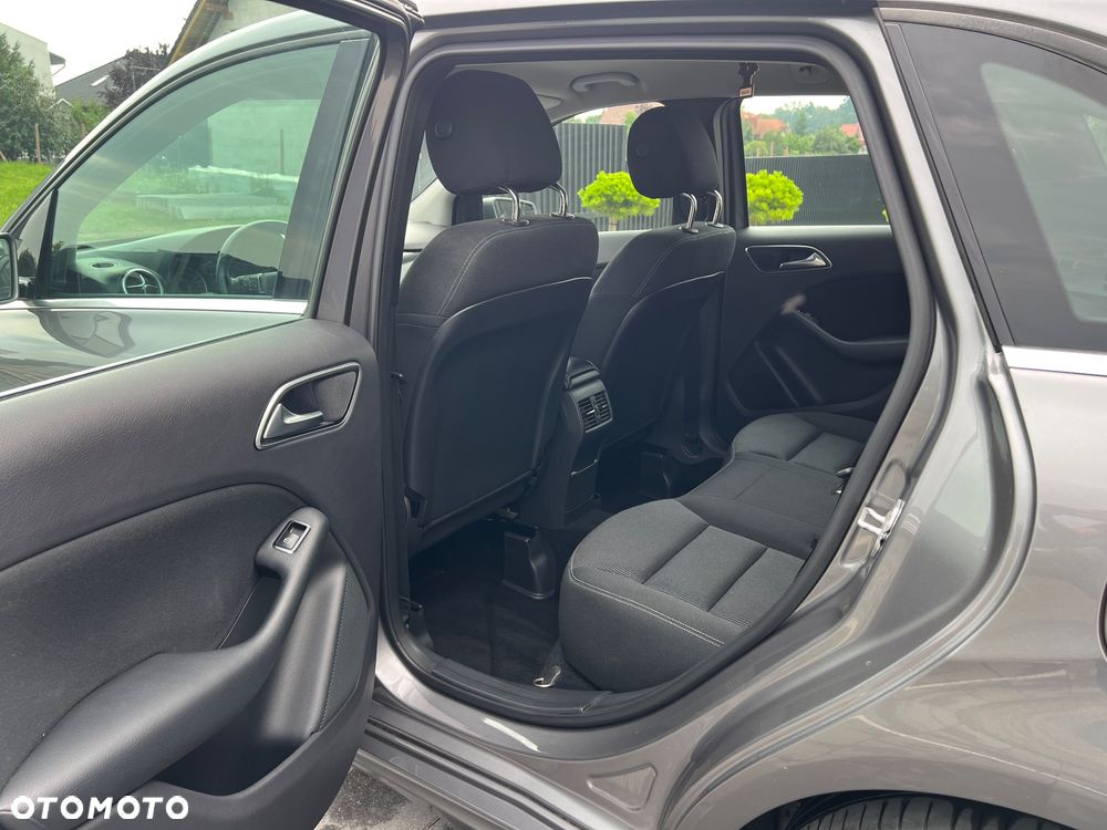 Mercedes-Benz Klasa B 200 CDI (BlueEFFICIENCY) - 13