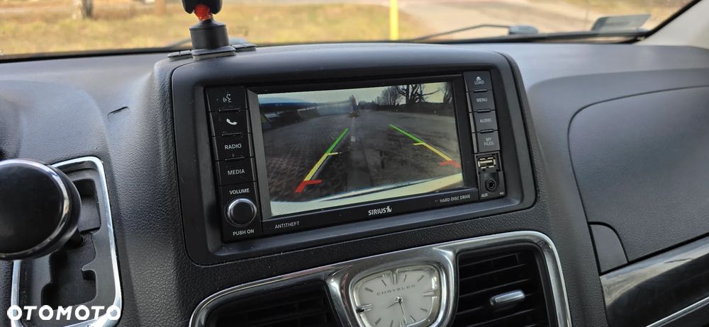 Chrysler Town & Country 3.6 Touring - 35