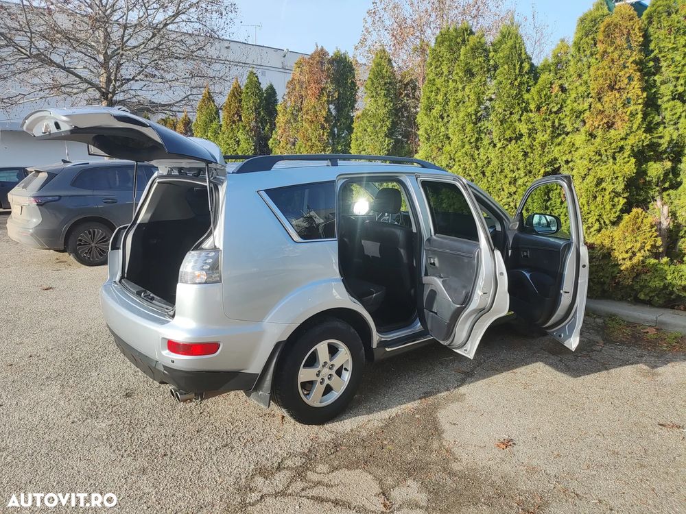 Mitsubishi Outlander 2.2 DI-D 4WD Intense A13 - 16