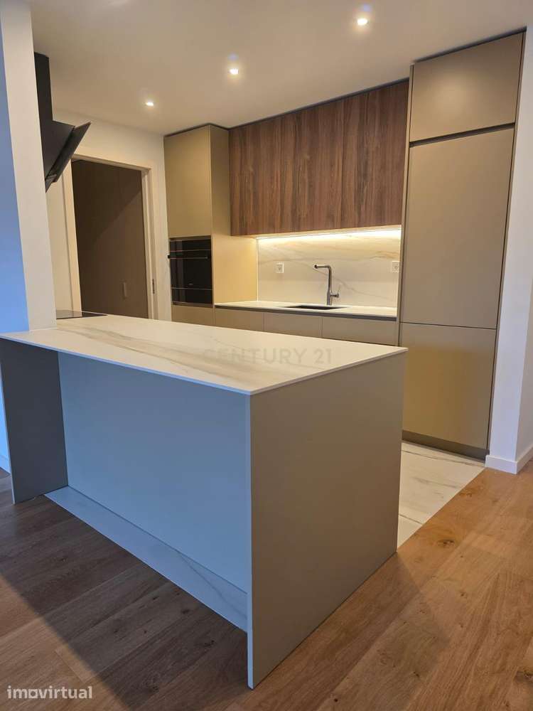 Arrendamento | Apartamento T2 Empreendimento Douro Nobilis I River Vie - Grande imagem: 2/27