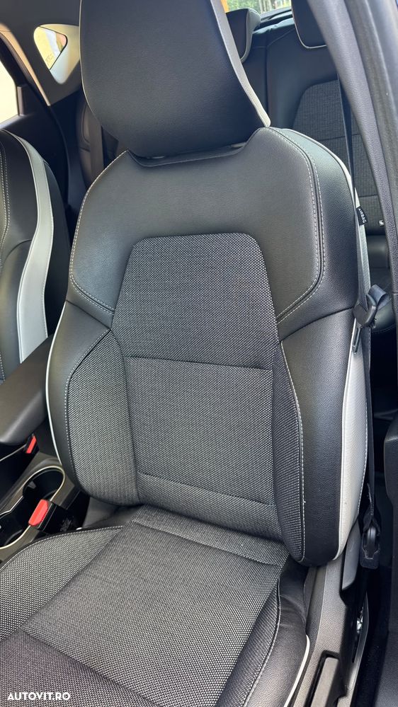 Renault Captur - 13