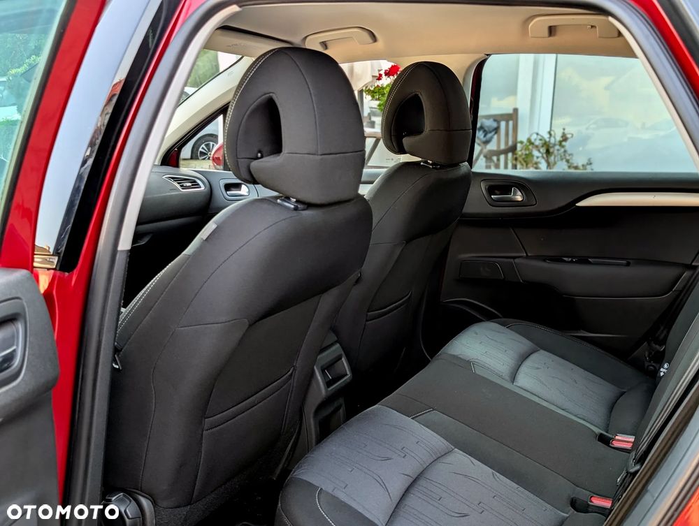 Citroën C4 HDi 90 Business Class - 12