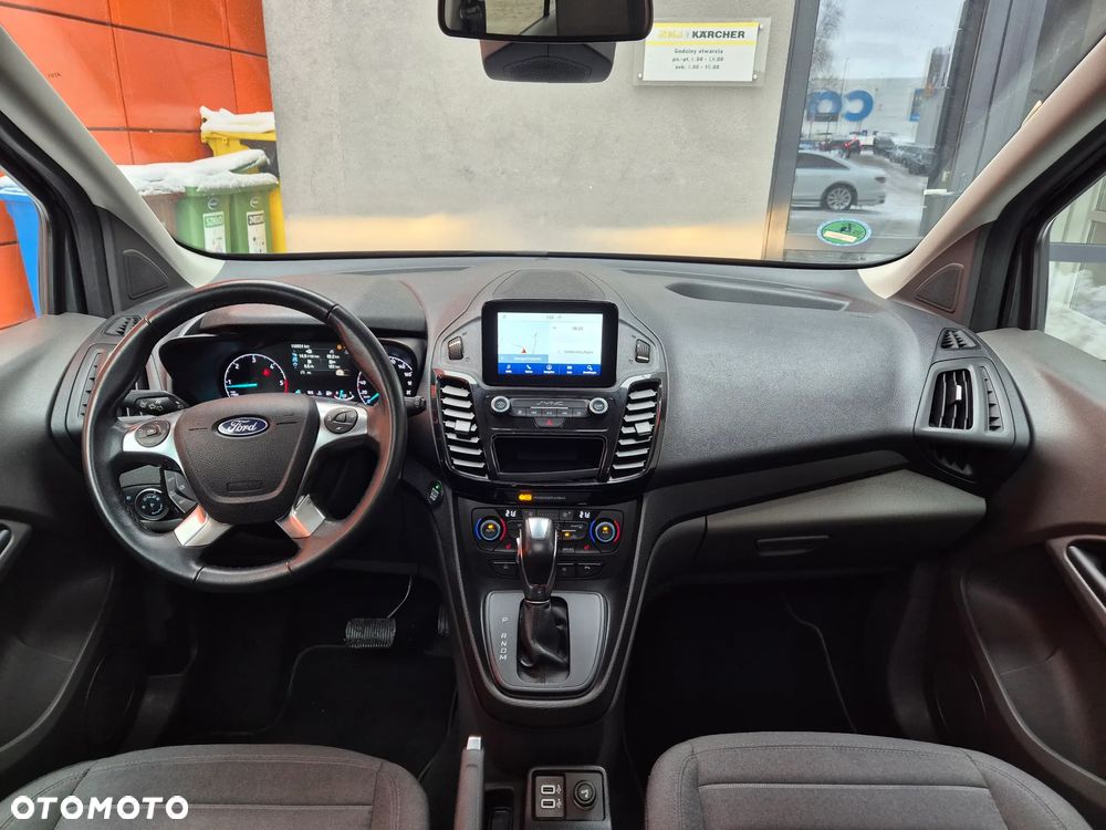 Ford Tourneo Connect Grand - 26