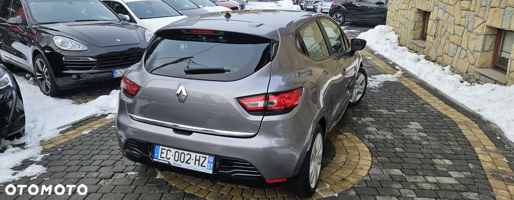 Renault Clio - 12