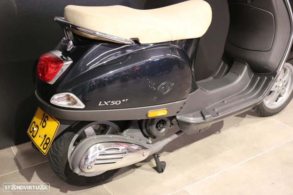 Vespa LX 50 4T - 3