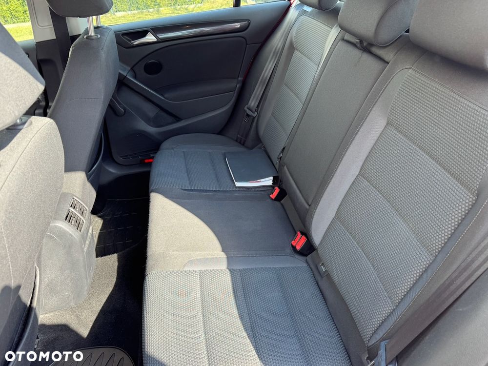 Volkswagen Golf 1.6 DSG Comfortline - 9