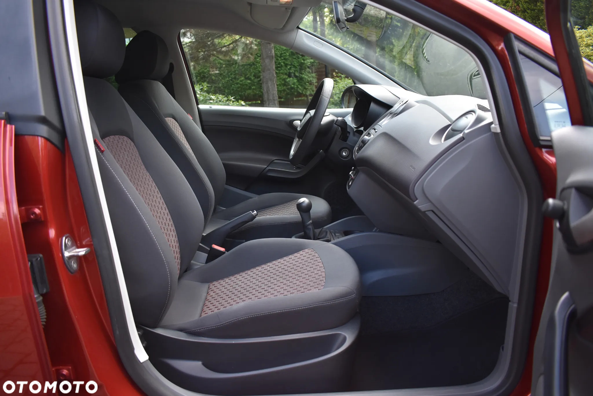 Seat Ibiza 1.4 16V Style - 24