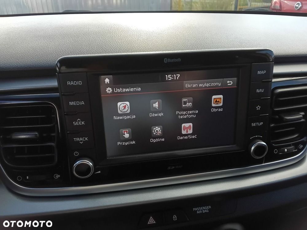 Kia Rio - 19