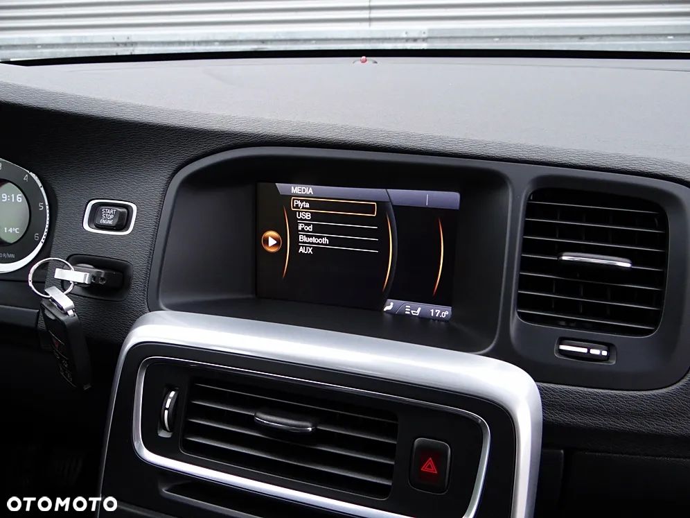 Volvo S60 D3 Summum - 30