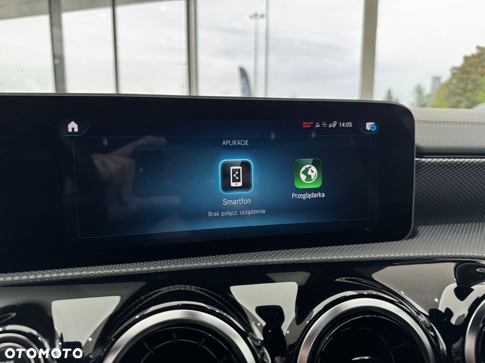 Mercedes-Benz CLA 200 Progressive 7G-DCT - 29
