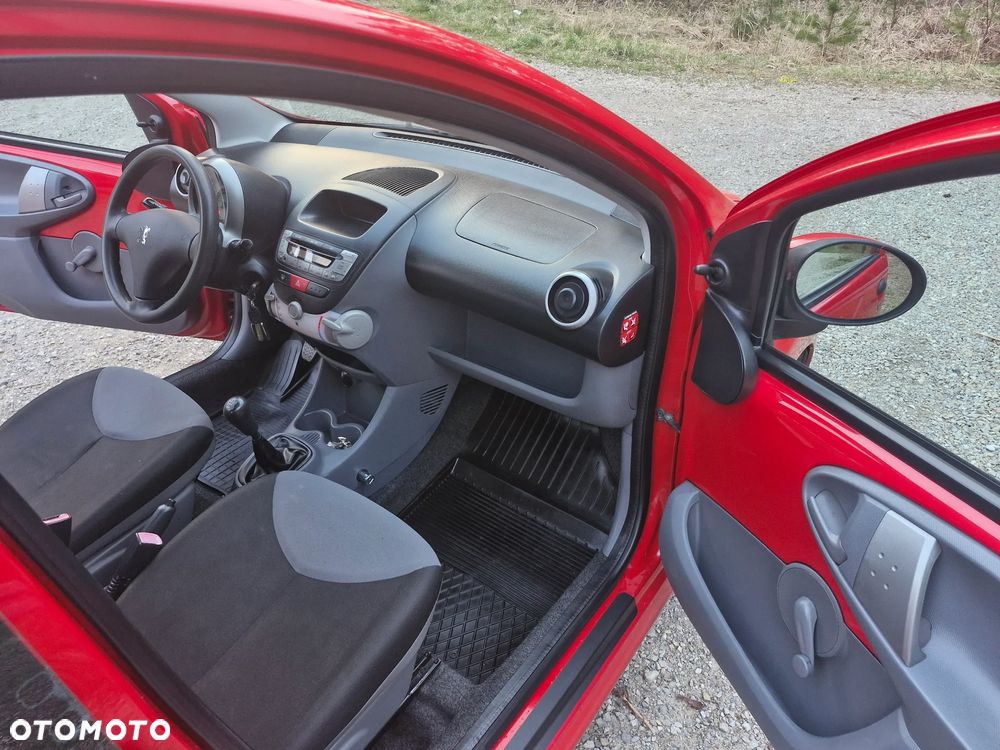 Peugeot 107 70 Petit Filou - 23