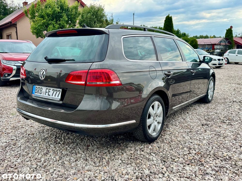 Volkswagen Passat - 29