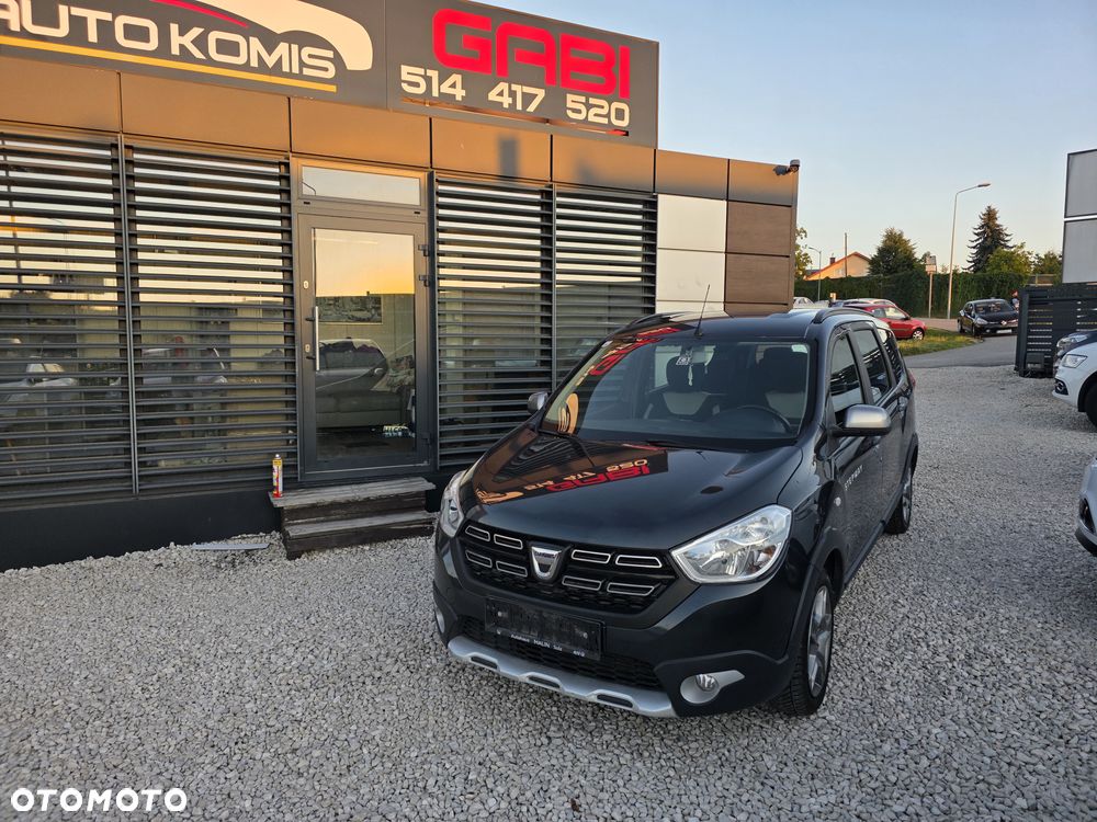 Dacia Lodgy SCe 100 Stepway - 4