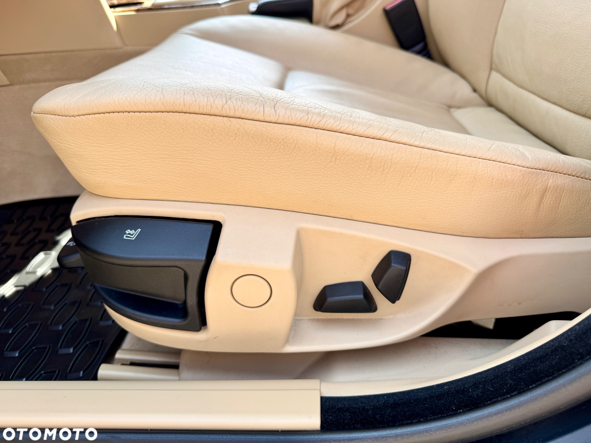 BMW Seria 5 523i - 19