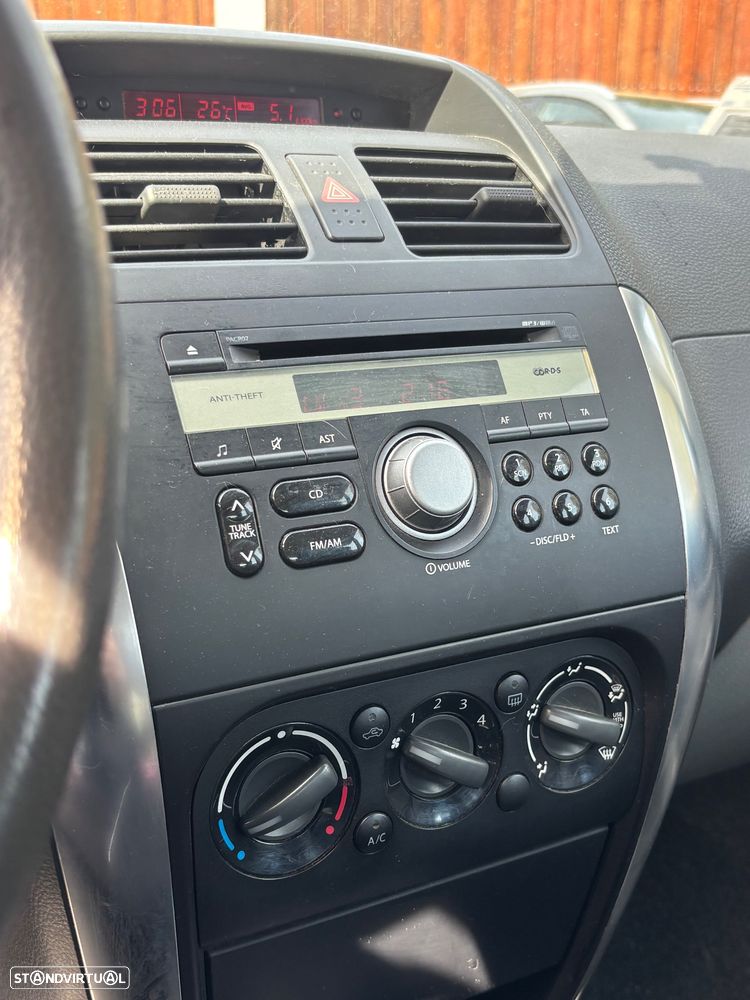 Suzuki SX4 1.6 DDiS GLA Outdoor Line - 7