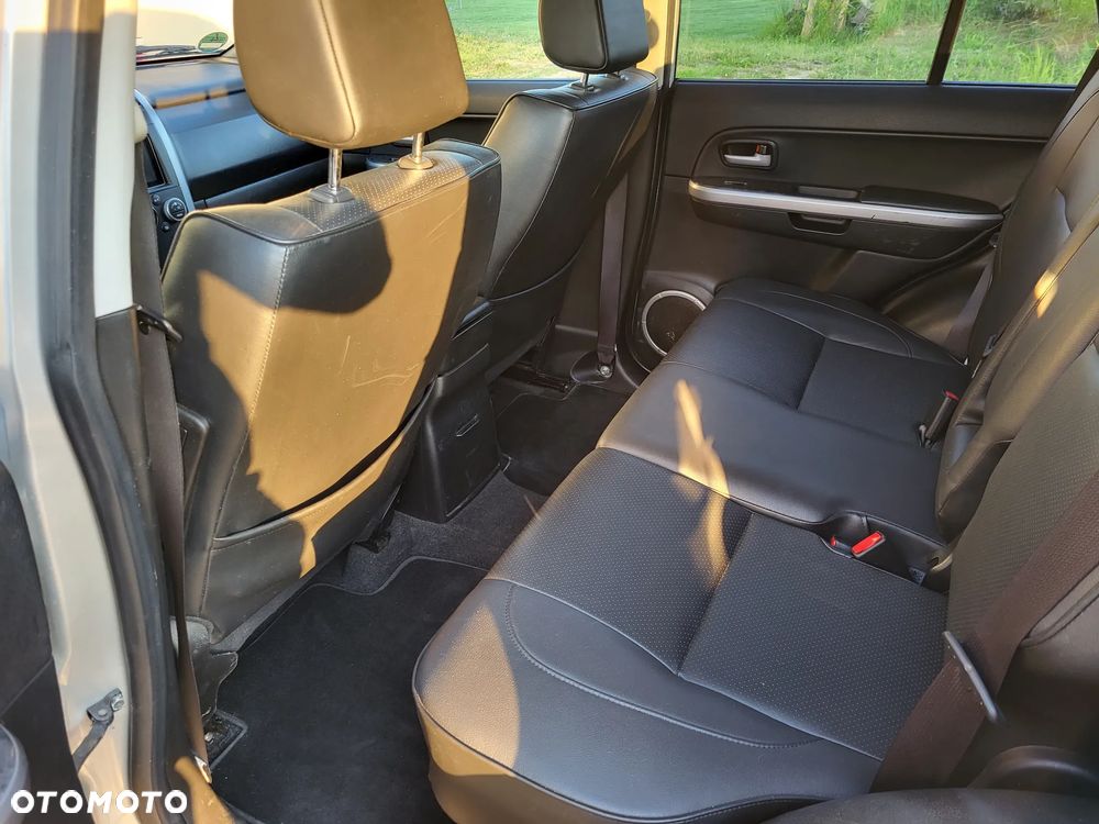 Suzuki Grand Vitara - 10
