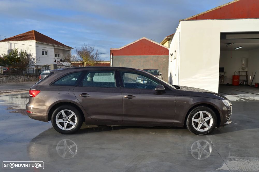 Audi A4 Avant 2.0 TDI - 5