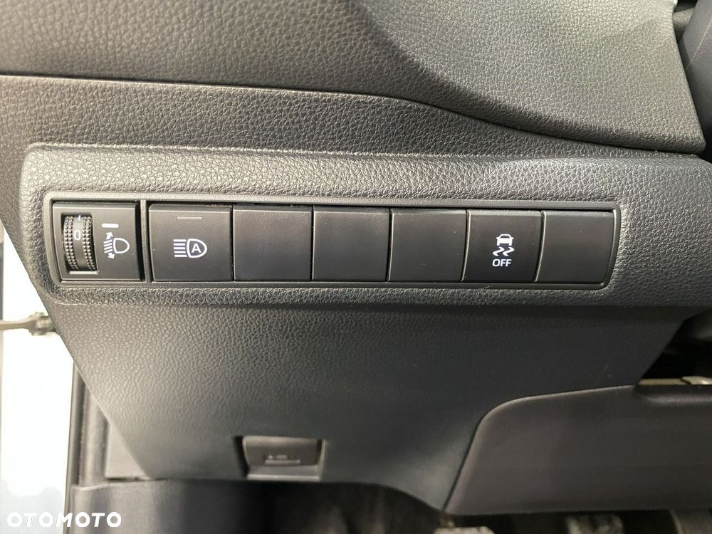 Toyota Corolla - 27