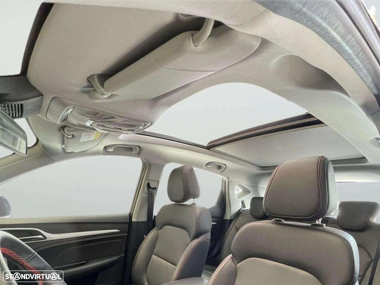 MG ZS EV 72.6 kWh Luxury OBC 11 kW - 16