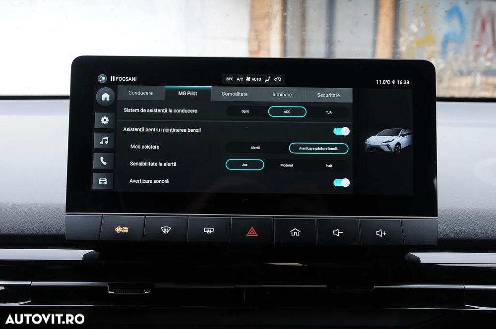 MG MG4 EV 51 kWh Explore - 24