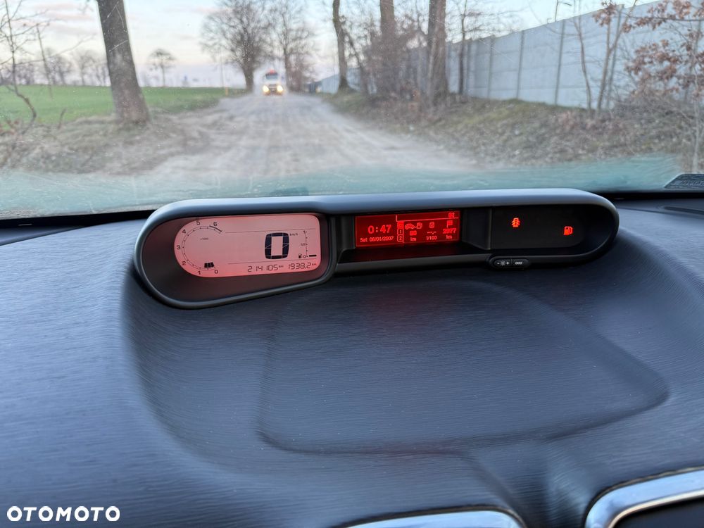 Citroën C3 Picasso 1.4i Exclusive - 9