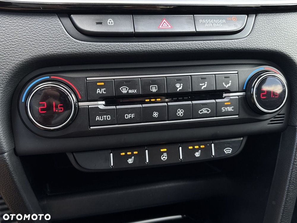 Kia Ceed 1.5 T-GDI Business Line DCT - 22