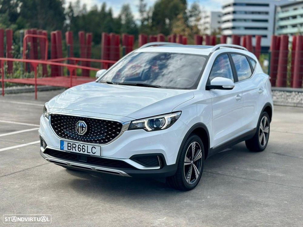 MG ZS EV Luxury - 1