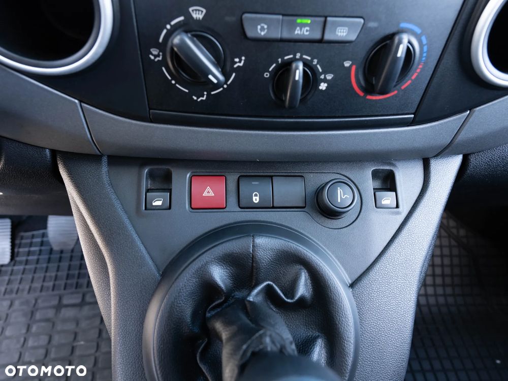 Peugeot Partner 1.6 BlueHDi Active - 28