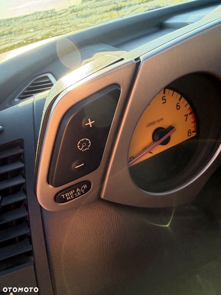 Nissan Murano 3.5 - 25