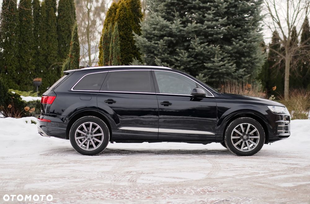 Audi Q7 3.0 TFSI Quattro Tiptronic - 5