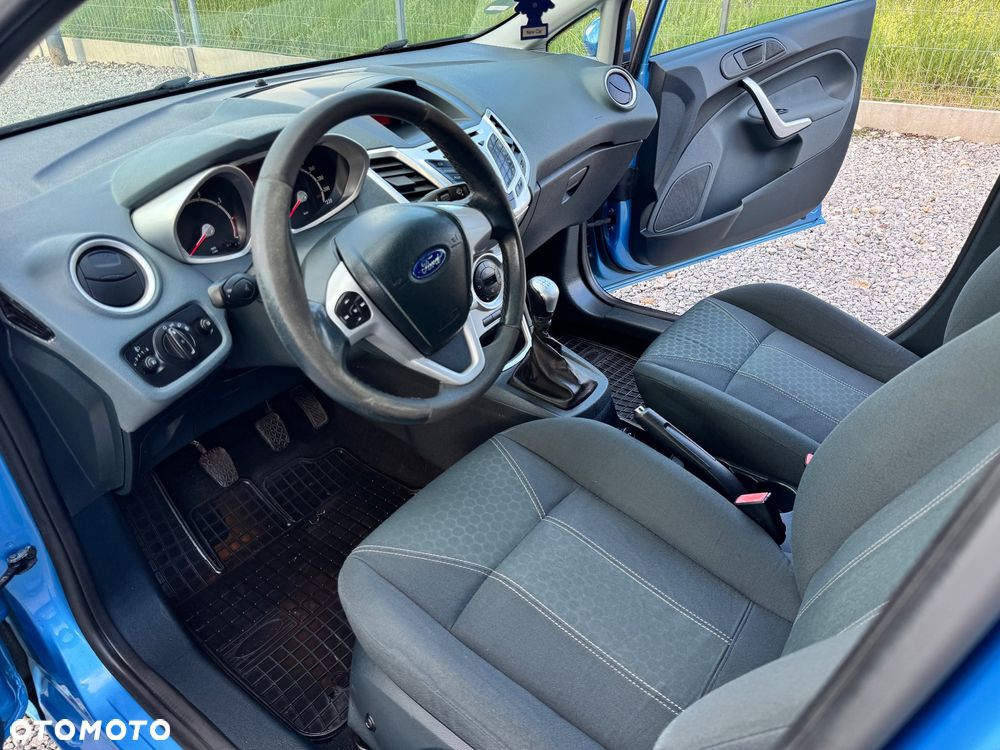 Ford Fiesta 1.4 Champions Edition - 14