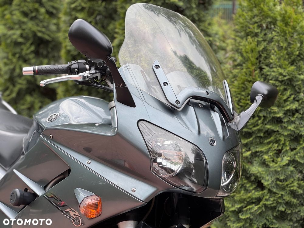 Yamaha FJR - 11