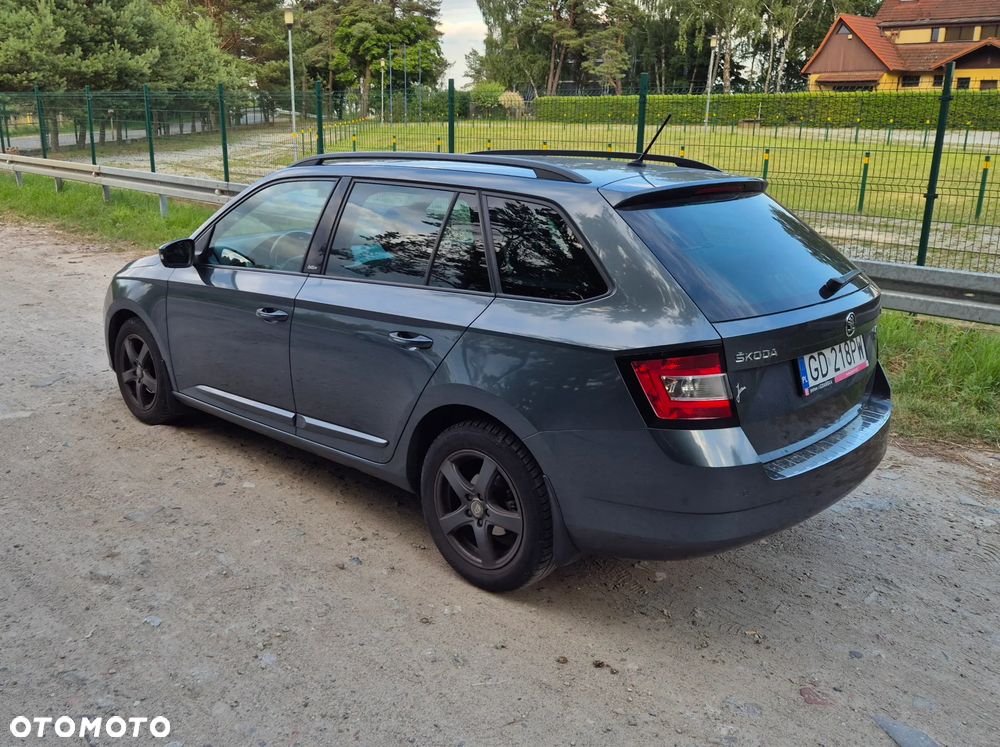 Skoda Fabia 1.2 TSI Edition - 3