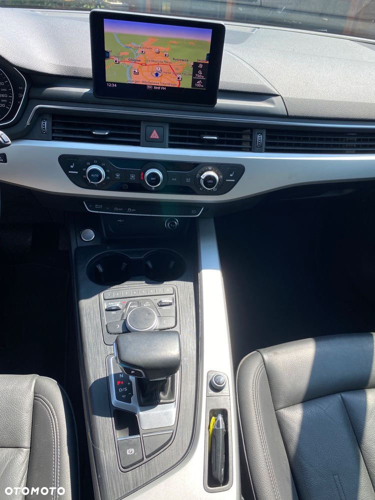 Audi A4 Avant 2.0 TDI S tronic - 9