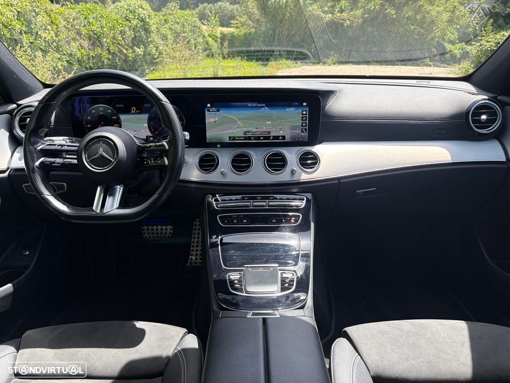 Mercedes-Benz E 300 de 9G-TRONIC AMG Line - 12