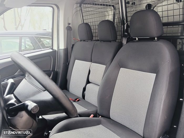 Fiat DOBLO CARGO1.3 MJ EASY 3Lugares - 44