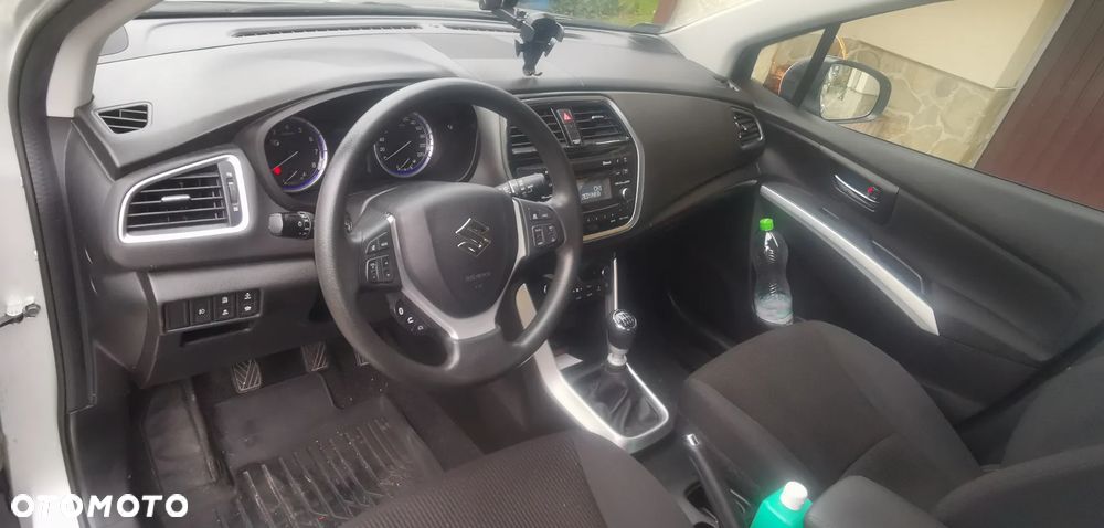 Suzuki SX4 S-Cross 1.4 SHVS Comfort - 11