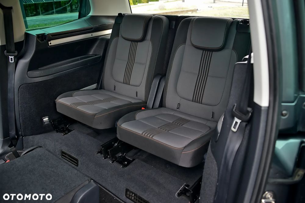 Volkswagen Sharan 2.0 TDI DSG BlueMotion Technology Life - 30