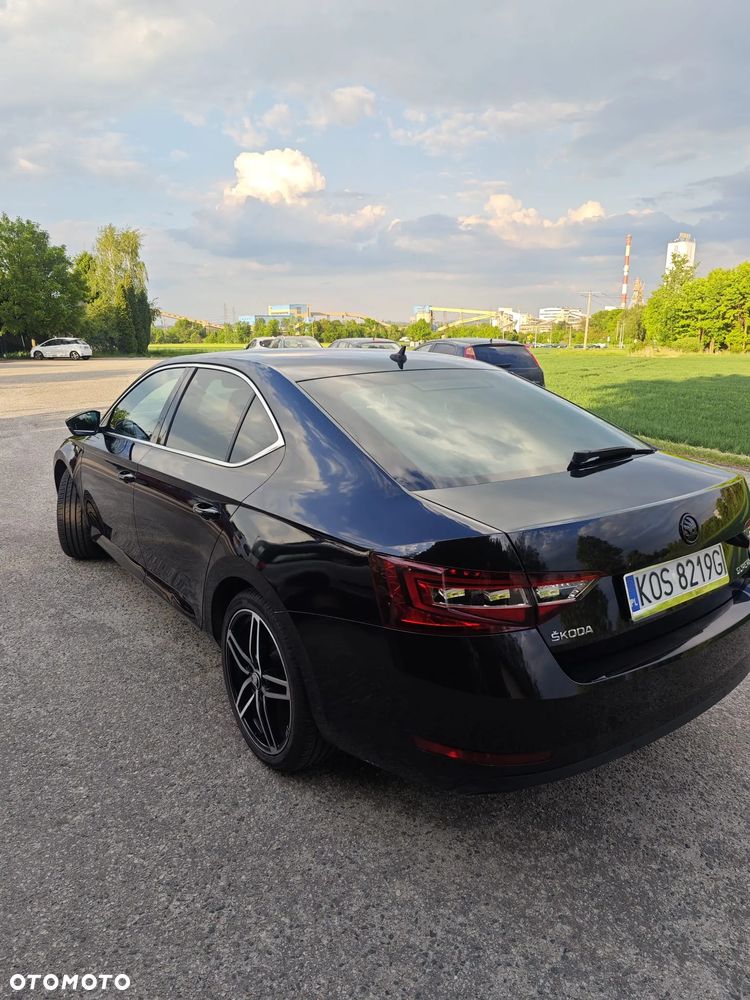 Skoda Superb 2.0 TSI Style DSG - 6