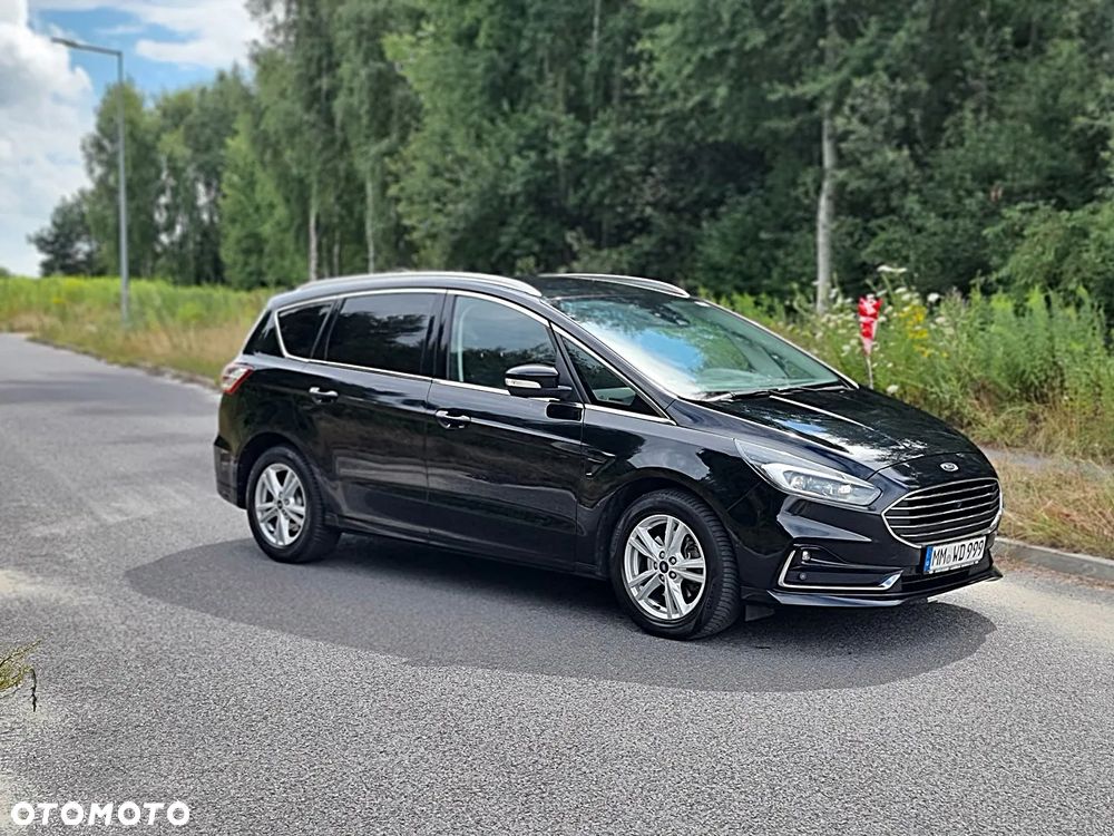 Ford S-Max - 13
