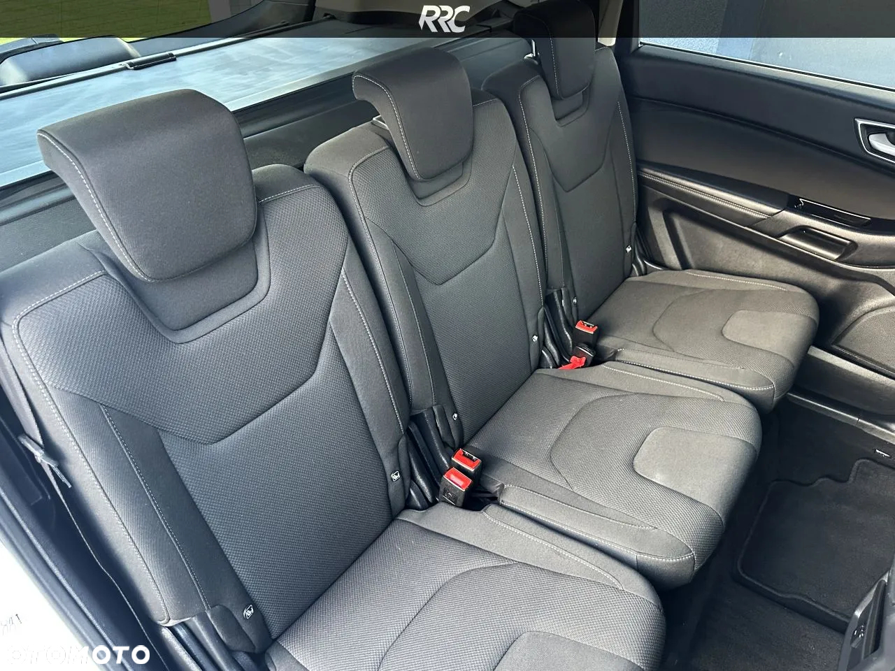 Ford S-Max 2.0 TDCi Titanium PowerShift - 24