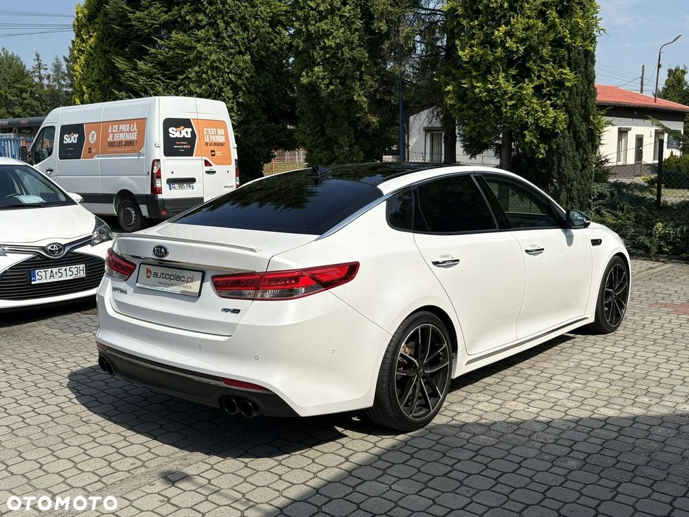Kia Optima - 5