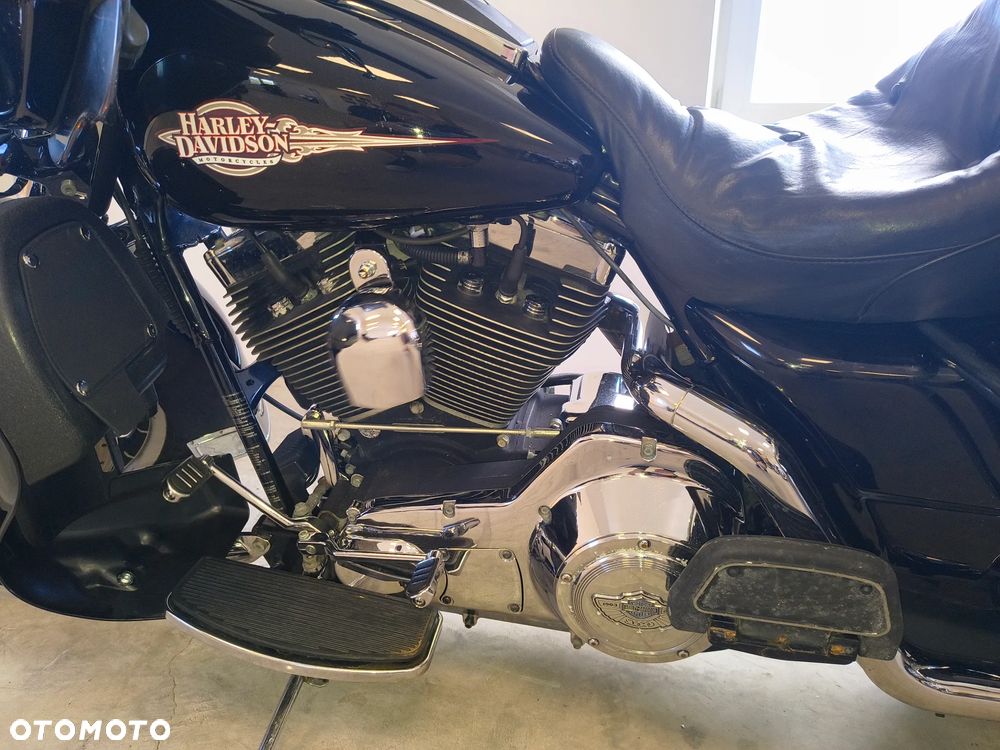 Harley-Davidson FLH Electra Glide - 6