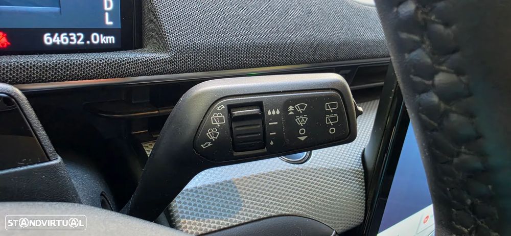Ford Mustang Mach-E Premium - 24