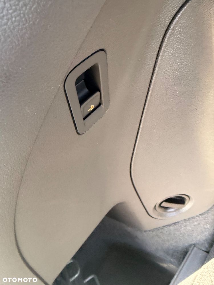 Volkswagen Tiguan - 17