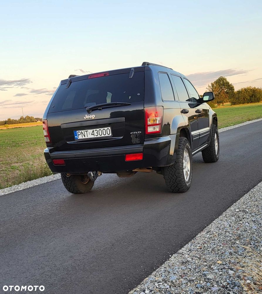 Jeep Grand Cherokee 2005 photo 3