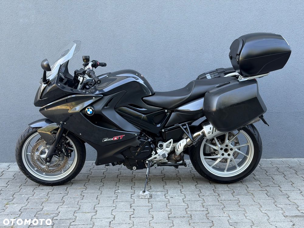 BMW F