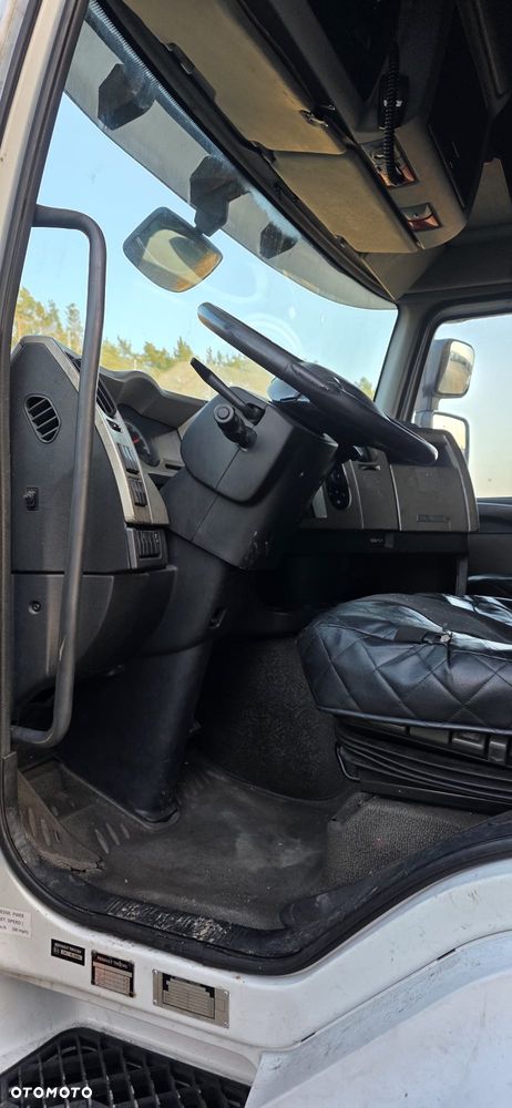 Renault Premium - 11