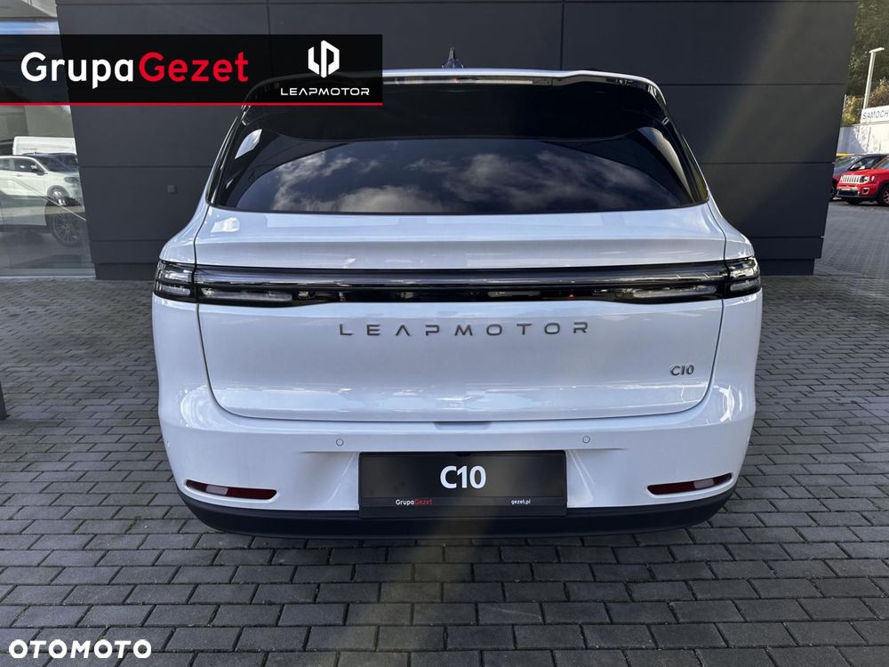 Leapmotor C10 - 11