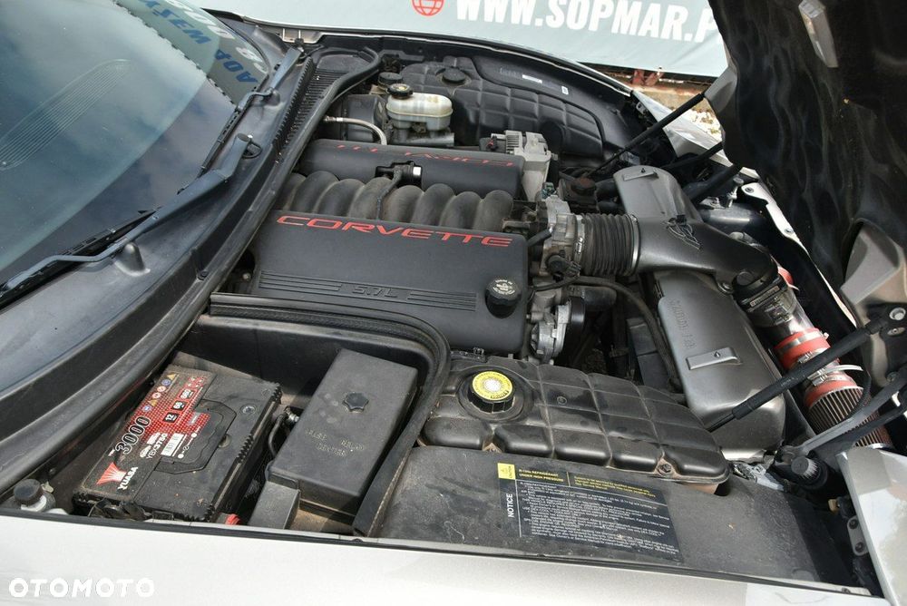Chevrolet Corvette - 25